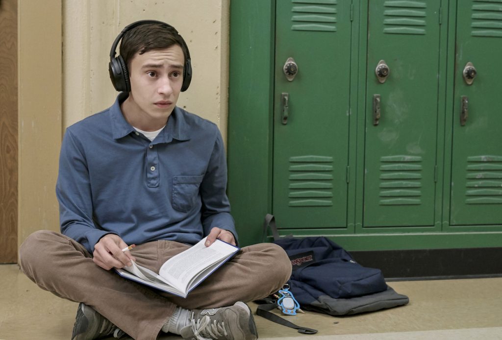atypical netflix keir gilchrist 1024x694 - Atypical, l'autisme vu sous le spectre de la comédie
