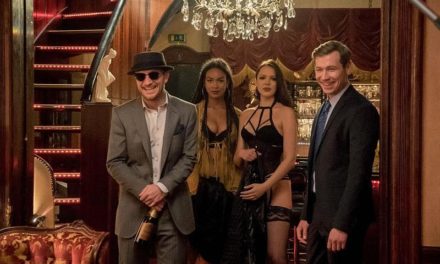 La folie des hauteurs : des escrocs prêts à tout pour atteindre les hautes sphères ! (Bientôt sur Netflix)