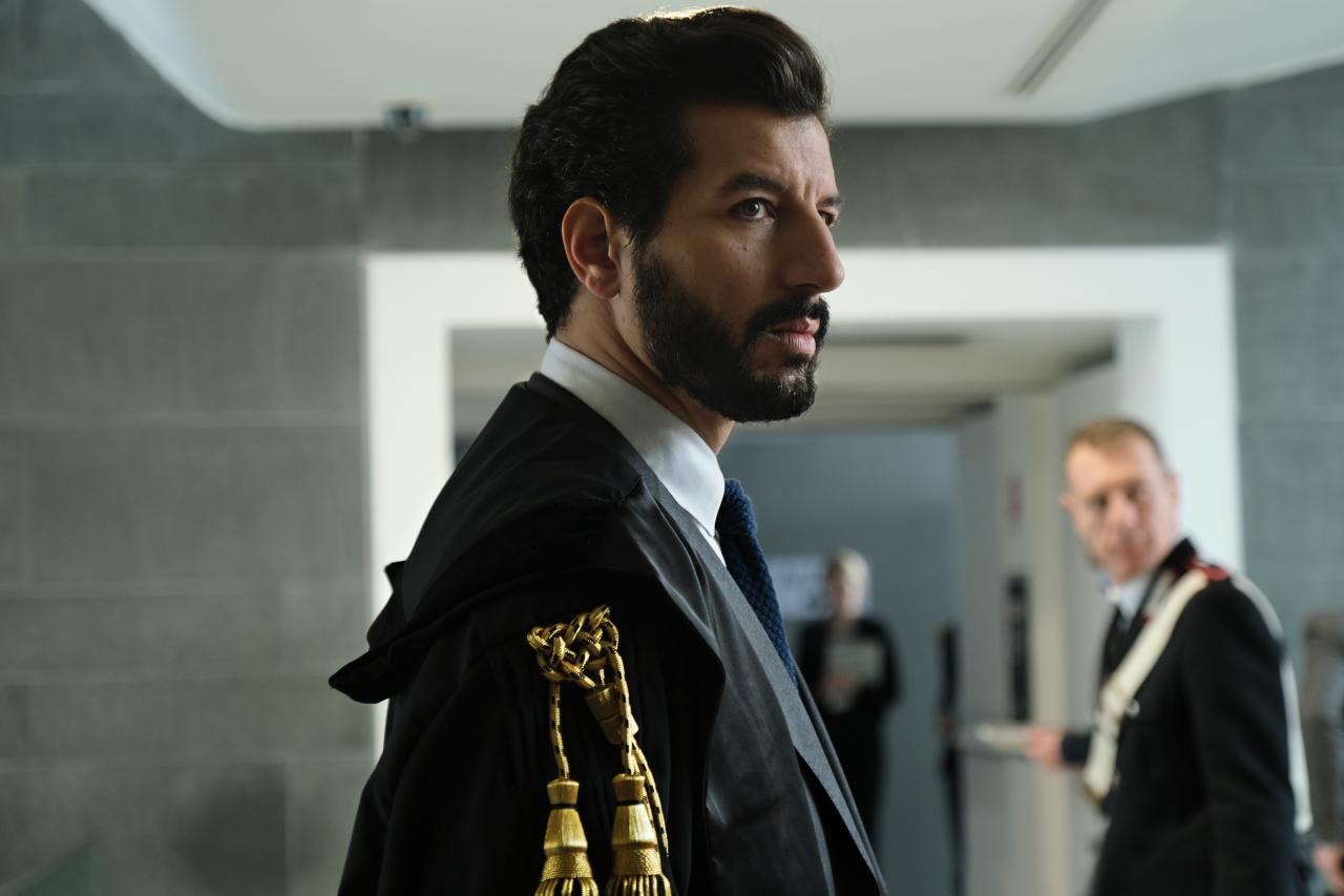 il processo netflix 1 - Il Processo : une affaire criminelle à résoudre sur Netflix dès le 10 avril