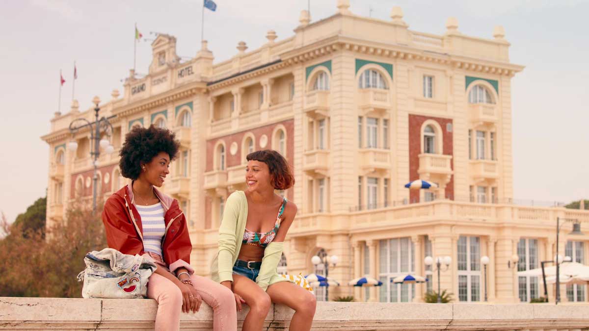 trois metres au dessus du ciel - 3 mètres au-dessus du ciel (Summertime) : un amour d'été que l'on va vite oublier (Notre avis)