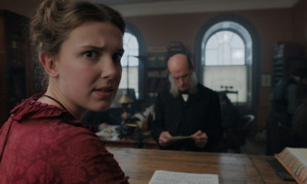 La star de Stranger Things devient détective dans Enola Holmes, le prochain film signé Netflix