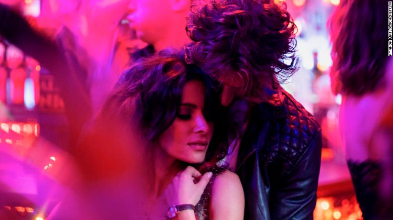 sex life shahi demos netflix - Adam Demos / Sarah Shahi [Sex/Life] : couple dans la fiction et dans la vie !