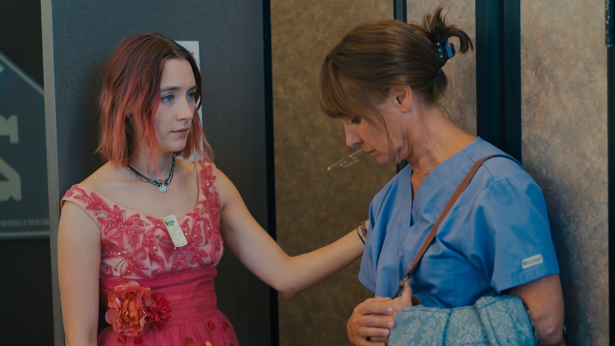 lady bird netflix - Reign, Fairy Tail, Pretty Littles Liars, etc. : ces programmes quittent Netflix en septembre 2021