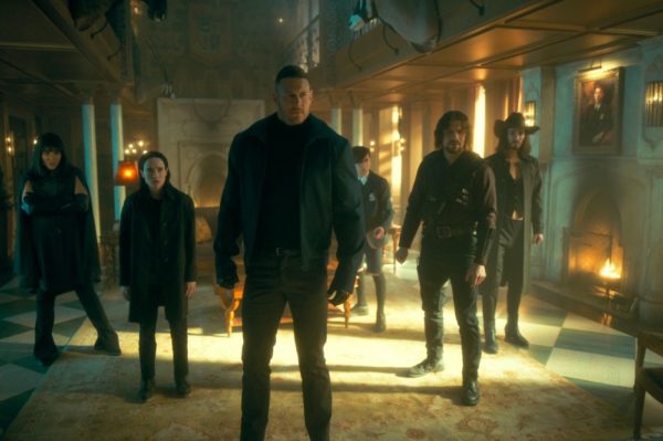 the umbrella academy saison 3 juin 600x399 - En plein choc