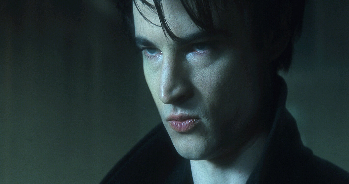 sandman tom sturridge - The Sandman : les internautes ensorcelés par le charisme de l'acteur Tom Sturridge (Avis)