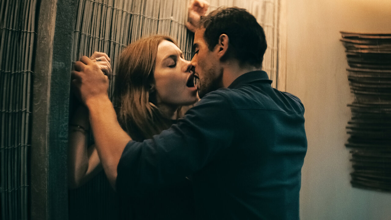 sous emprise netflix - Sous emprise : plongez en apnée dans cette romance toxique et passionnelle portée par Fianso et Camille Rowe en septembre sur Netflix