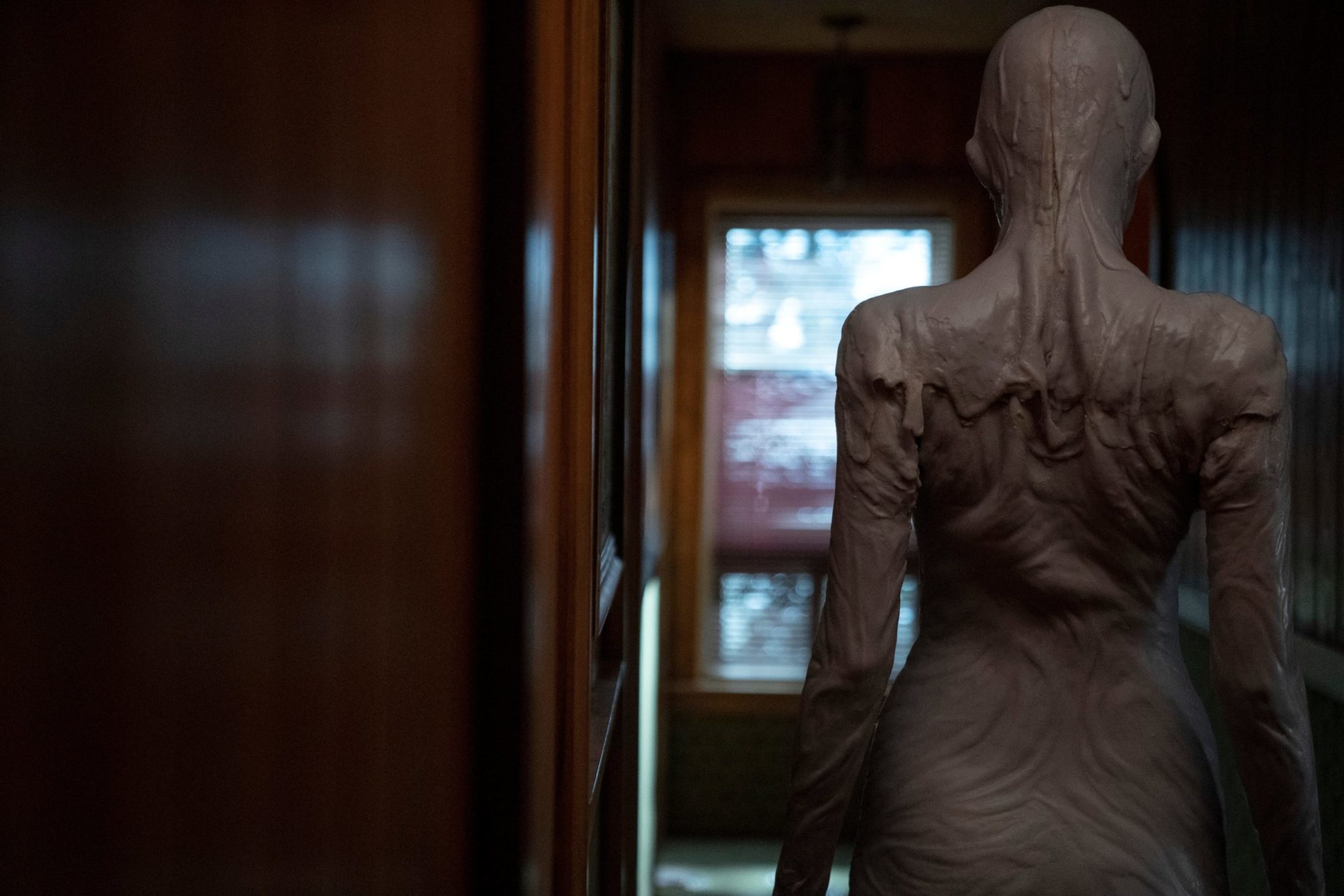 cabinet curiosite netflix bande annonce scaled - Le cabinet des curiosités :  8 histoires à glacer le sang par Guillermo del Toro à découvrir sur Netflix (+ Avis)