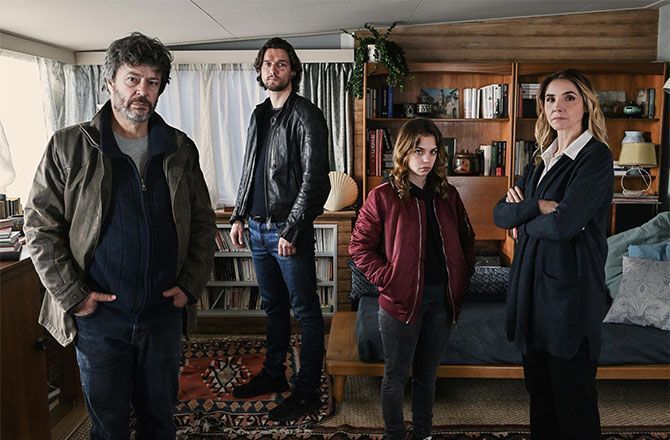 labsente netflix - L'absente : un thriller familial haletant porté par Thibault de Montalembert et Clotilde Courau à découvrir sur Netflix