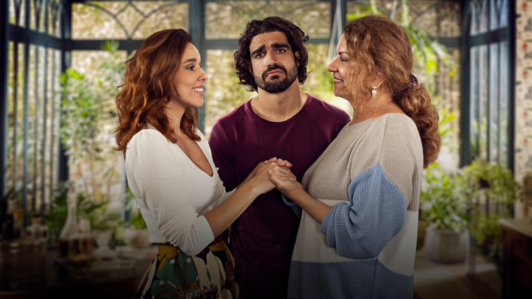 Pour le meilleur et pour de faux : une comédie romantique brésilienne à découvrir en octobre sur Netflix !