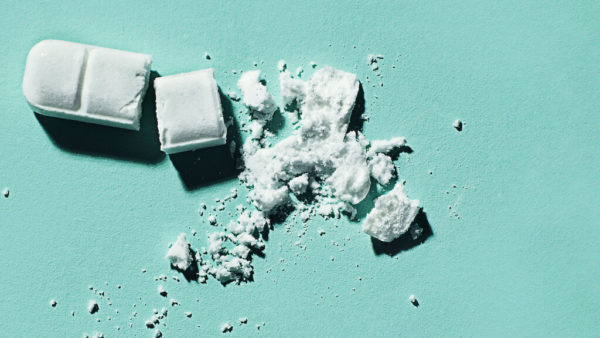 take your pills netflix xanox 600x338 - Le choc des snacks
