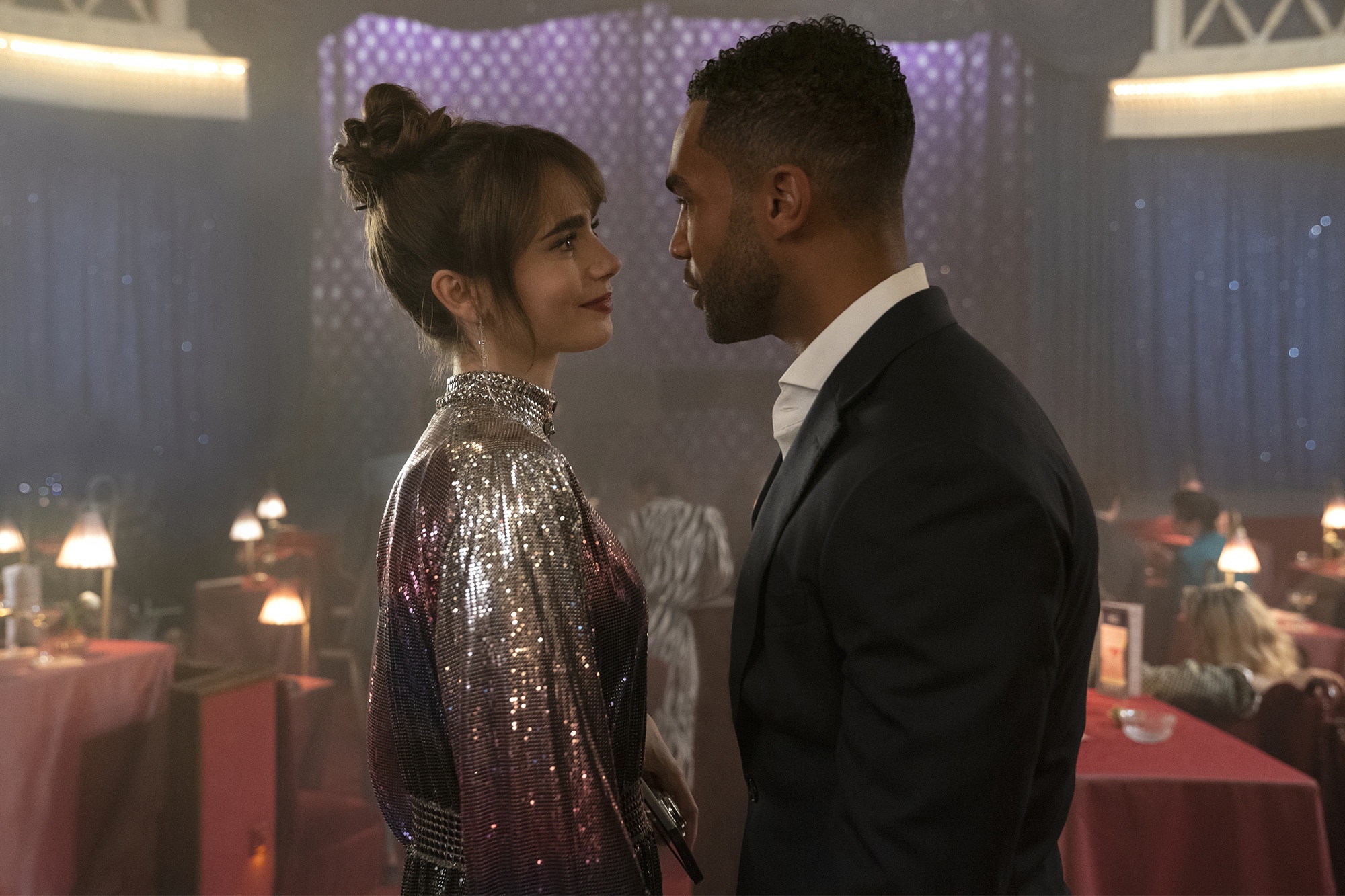 emily in paris netflix saison 3  - Emily In Paris - saison 3 : Loïc Prigent résume les saisons 1 et 2 en mode "Fashion Week" ! (+ Date de sortie)