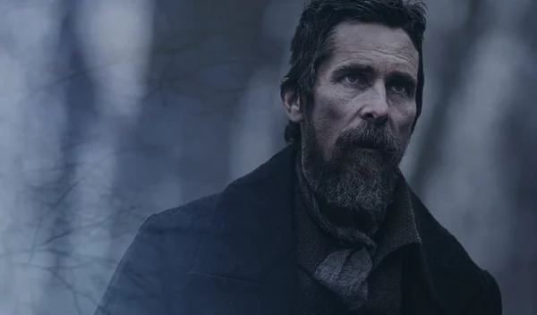blue pale eye netflix nouveautes janvier 600x352 - La vie mensongère des adultes