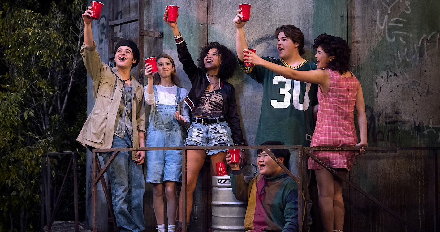 that 90s show netflix saison 2 - That '90s Show : la sitcom est renouvelée pour une saison 2 !