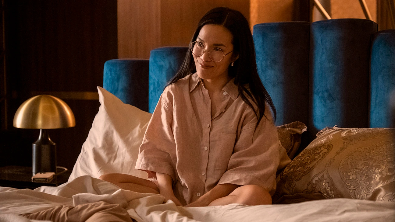 acharnes netflix serie - Acharnés : cette comédie déjantée avec Steven Yeun et Ali Wong  va vous éclater en avril sur Netflix ! (Date et heure de sortie)