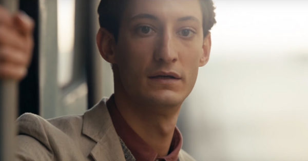 pierre niney netflix 600x314 - La promesse de l'aube