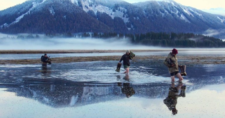 Survivre en milieu extrême : 5 téléréalités à binge-watcher sans plus tarder sur Netflix