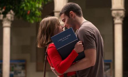 “A travers ma fenêtre 3 : les yeux dans les yeux” : Ares et Raquel reviendront en février 2024 sur Netflix (Date de sortie)