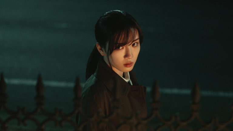 Famille en flammes : après “The Glory”, ce thriller japonais pourrait bien devenir votre nouvelle obsession sur Netflix ! (Nouveautés 2023)