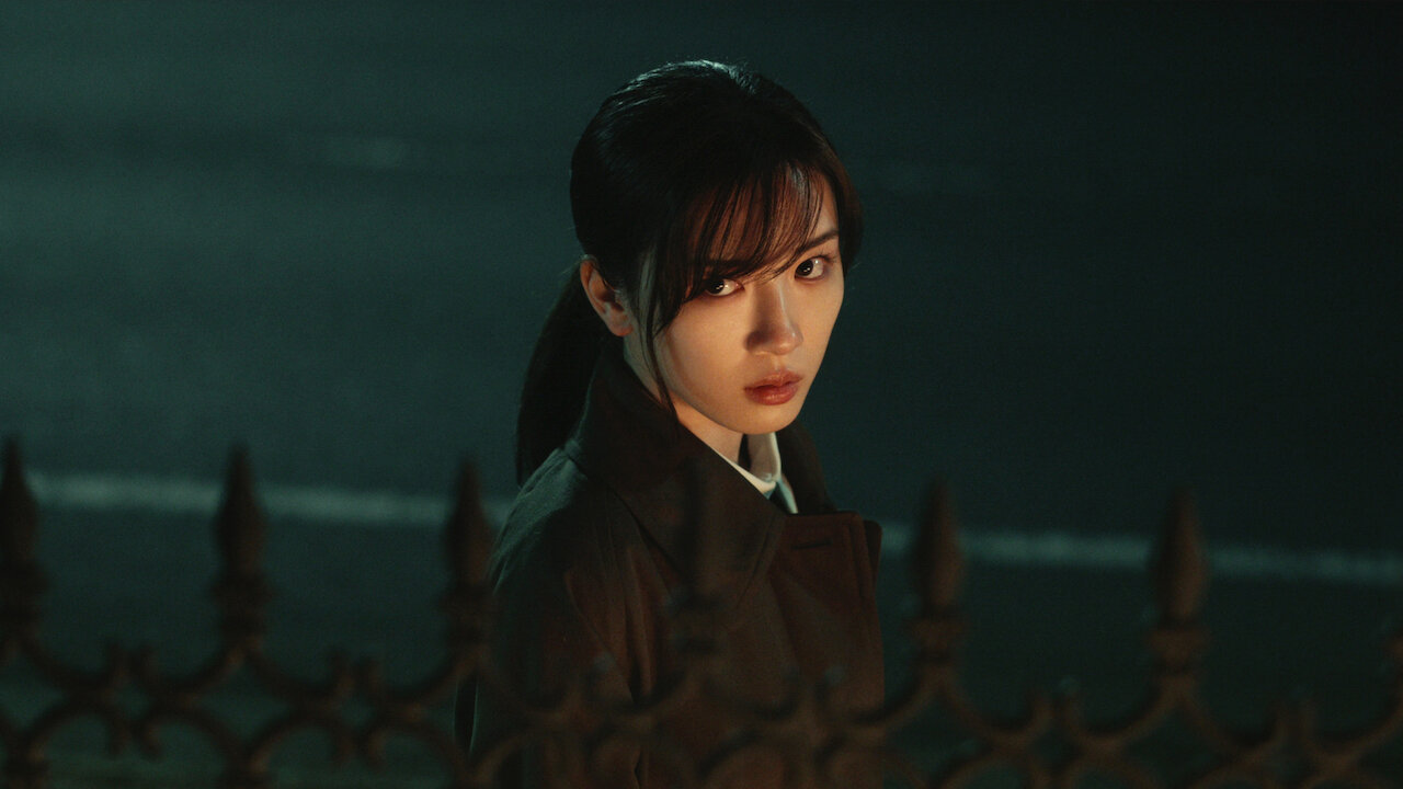 famille en flammes netflix 1 - Famille en flammes : après "The Glory", ce thriller japonais pourrait bien devenir votre nouvelle obsession sur Netflix ! (Nouveautés 2023)