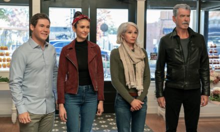 Gangsters par Alliance (The Out-Laws) : une comédie explosive portée par Adam Devine, Nina Dobrev et Pierce Brosnan à voir sur Netflix (Nouveautés 2023)