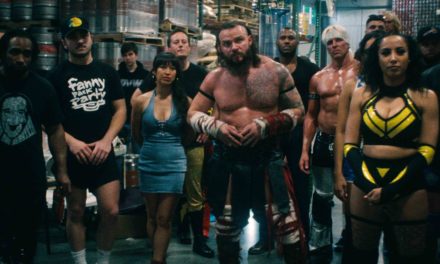 Le Catch dans la peau  : le créateur de “Last chance U” et “Cheers” monte  sur le ring en septembre avec un documentaire sensationnel