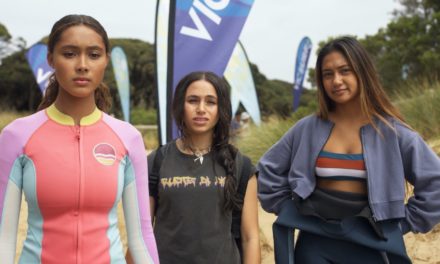 Surviving Summer : la saison 2 débarque sur Netflix pour vous faire vivre un été indien plein de rebondissements