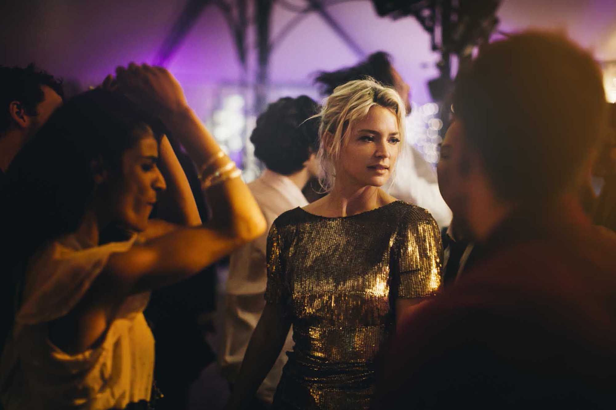 Victoria la critique de la comedie irresistible de Justine Triet - Victoria : cette comédie dramatique brillamment portée par Virginie Efira cartonne sur Netflix