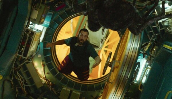 spaceman adam sandler 600x347 - Spaceman