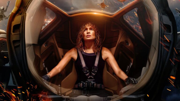 Atlas (AVIS) : faut-il voir le nouveau thriller de SF sur l’IA porté par Jennifer Lopez ? (Netflix)