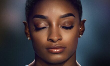 Le nouvel essor de Simone Biles : les abonnés acclament le retour en force de la légendaire gymnaste sur Netflix (AVIS)