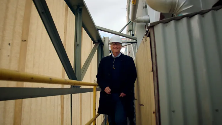 Bill Gates décrypte les enjeux de demain dans ‘What’s Next’, un documentaire inédit sur Netflix