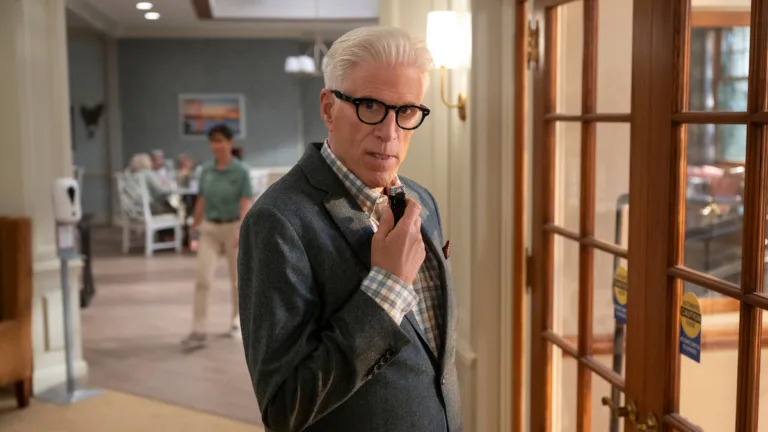 Espion à l’ancienne : Une saison 2 en vue ? Netflix pourrait bien prolonger l’aventure de Ted Danson