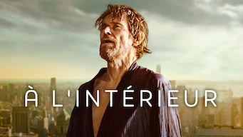A l'intérieur