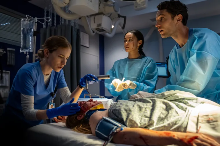 Pulse : la série médicale dans la veine de New Amsterdam arrive en avril sur Netflix