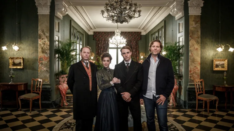 Winter Palace : cette fresque historique suisse cartonne en ce moment sur Netflix (+ infos saison 2)
