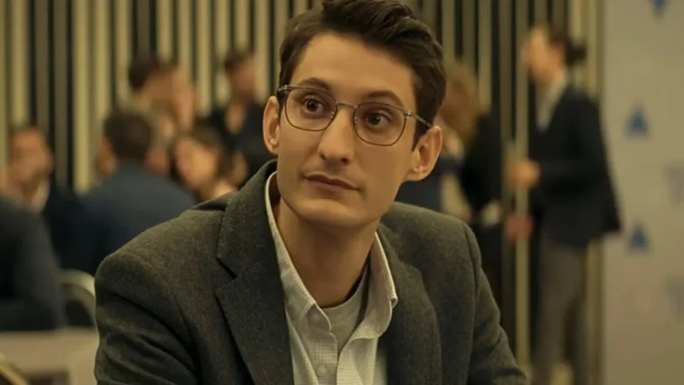 Ce film porté par Pierre Niney disparait dans seulement quelques jours sur Netflix, ne le ratez pas !