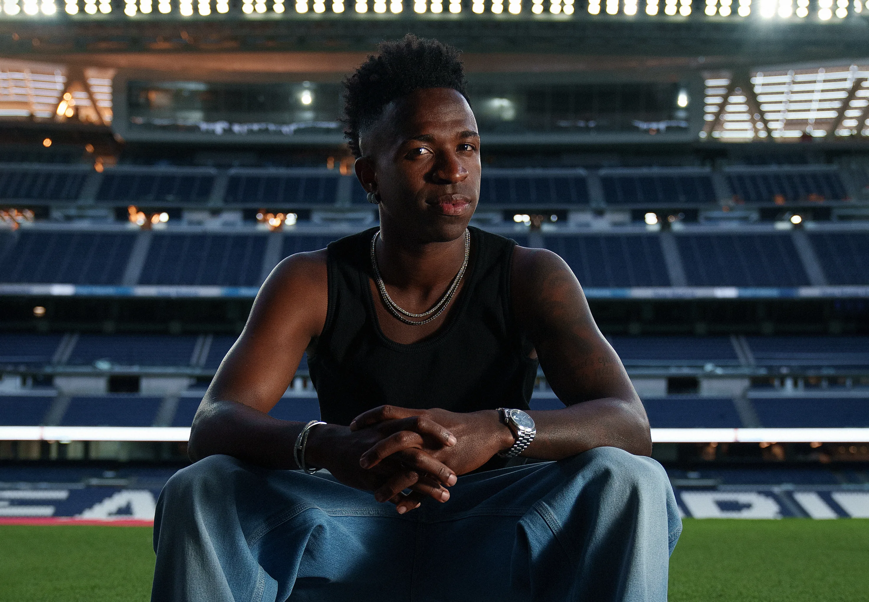 vini netflix - Vinícius Júnior, l’attaquant qui danse : quand le football devient un acte de résistance en mai sur Netflix