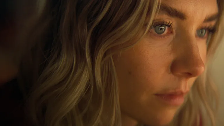 Vanessa Kirby face à la nuit : Night Always Comes arrive en août sur Netflix