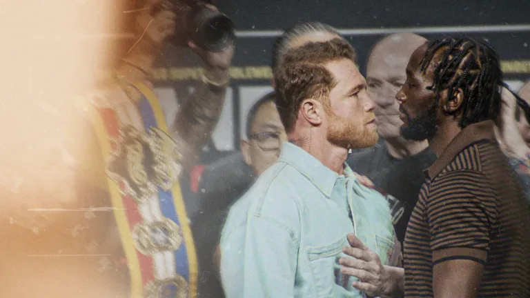 Countdown: Canelo vs. Crawford – Le documentaire qui prépare le terrain du combat de l’année arrive sur Netflix