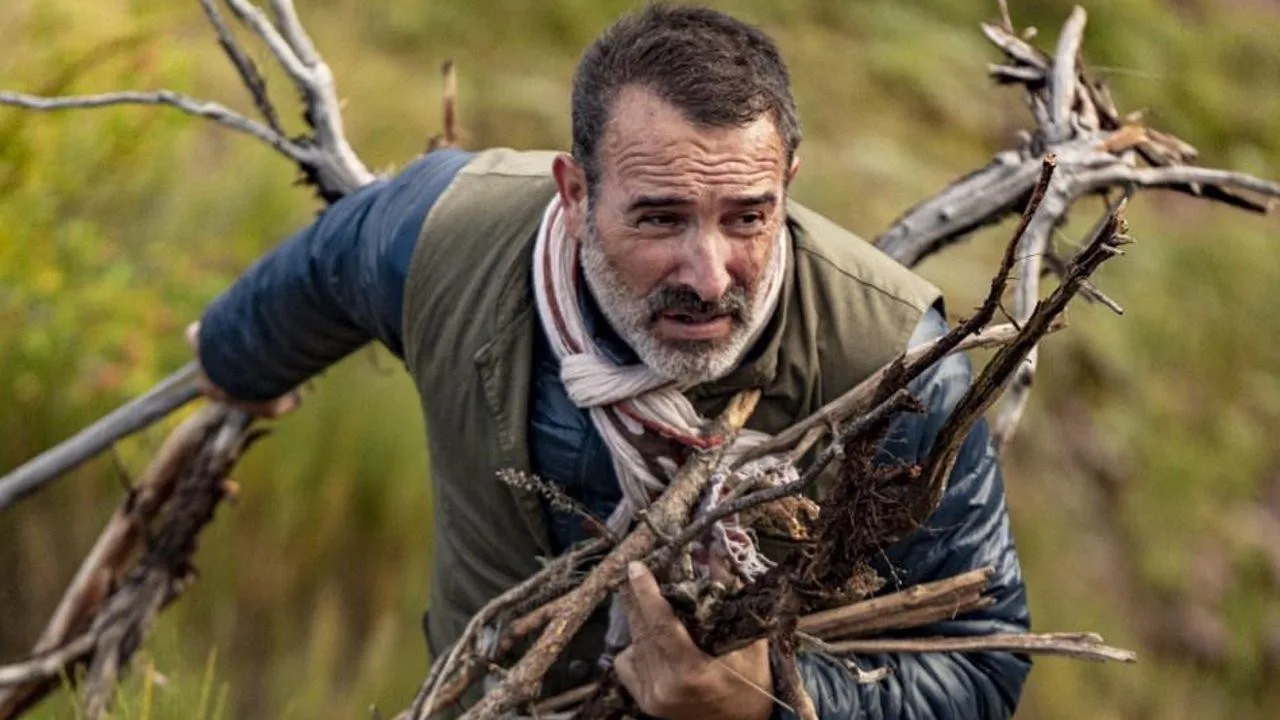 842857 sur les chemins noirs - Sur les chemins noirs : le film avec Jean Dujardin est-il disponible sur Netflix en France ?