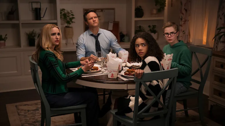Ginny & Georgia : le tournage de la saison 4 est officiellement lancé (+ date de sortie estimée)