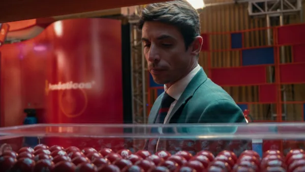 Toute la lumière que nous ne pouvons voir - Mini-série me late que si 600x338 - Toute la lumière que nous ne pouvons voir - Mini-série