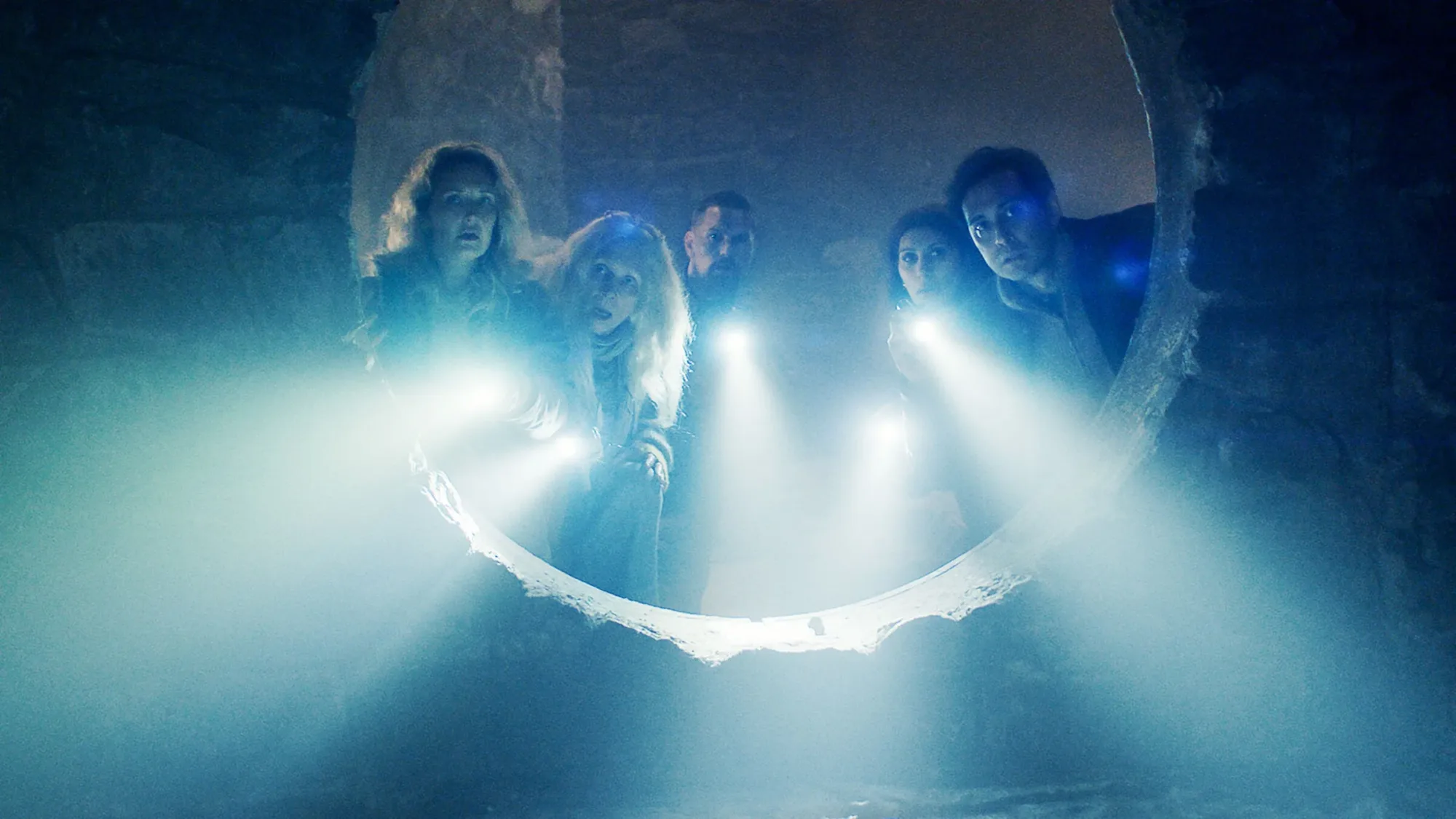 AAAABV6IdQENYkIQrUcOjFVlI4posiQ ZiE8QjDSkZHLsnlnbprTUSRjaZMfFDv S DT8SkSyVzqnHmQYTKhp60oaRQjBXA3J MR nIH - Troll 2 : explication de la fin du film disponible sur Netflix