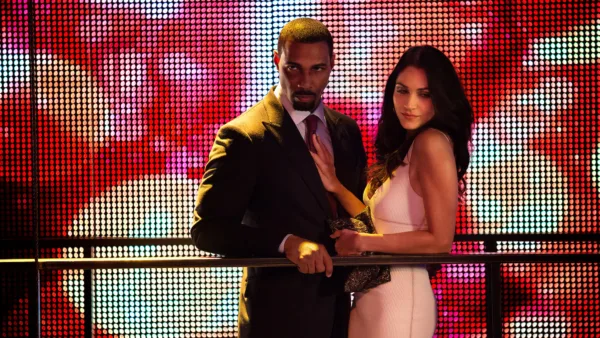 E pluribus unum : Le rêve américain AAAABfnbwa 0TbaGs6z3dNlGNotgGlWQHfV 2IA4GRUCJfWwbIR4FWRW4xF mG Kaz iAdHUVin8p oNoRhX1CDsSA2LwZmfLP0o Mno 600x338 - E pluribus unum : Le rêve américain