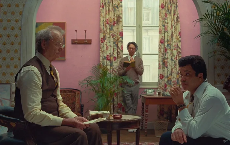 Netflix accueille en février The French Dispatch, le film choral de Wes Anderson