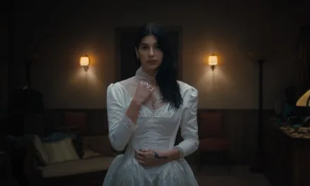 Un très mauvais pressentiment : qui est Camila Morrone, l’actrice au centre de la série Netflix ?