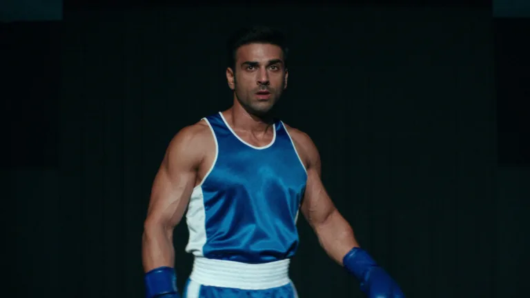 Glory sur Netflix : la boxe indienne devient le terrain d’un drame familial et criminel
