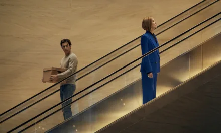 Ladies First sur Netflix : ce qu’il faut savoir sur la comédie avec Sacha Baron Cohen et Rosamund Pike
