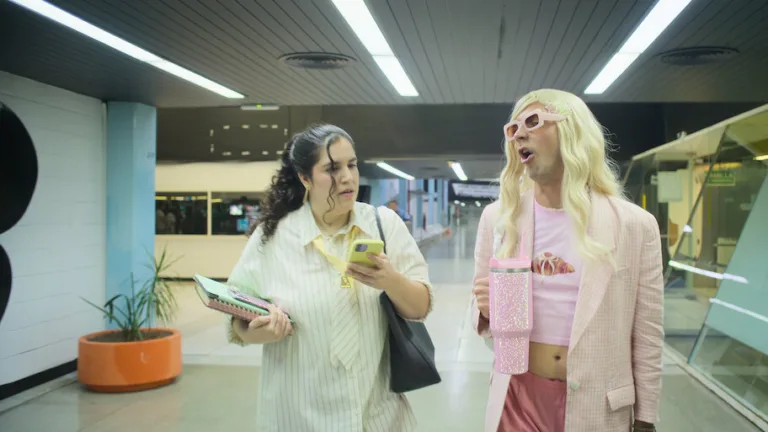 Carísima (Carizzma) sur Netflix : Caro Pardíaco prépare une crise de la trentaine sous haute tension
