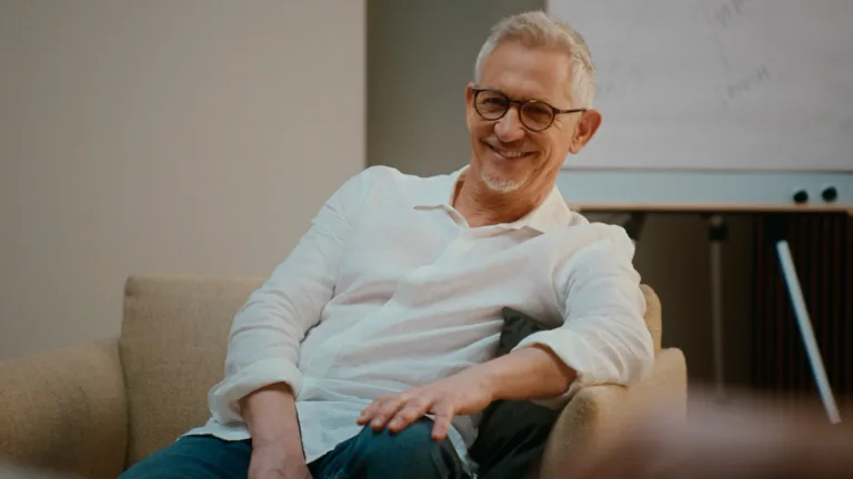 The Rest Is Football sur Netflix : le podcast foot de Gary Lineker devient une émission quotidienne pendant la Coupe du monde 2026